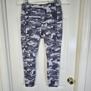 Reebok Gray Camo‎ Leggings Pockets Womens  L
